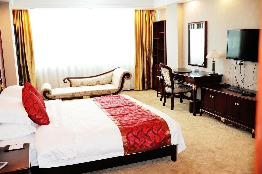 Dengfeng Huatian Grand Hotel מראה חיצוני תמונה