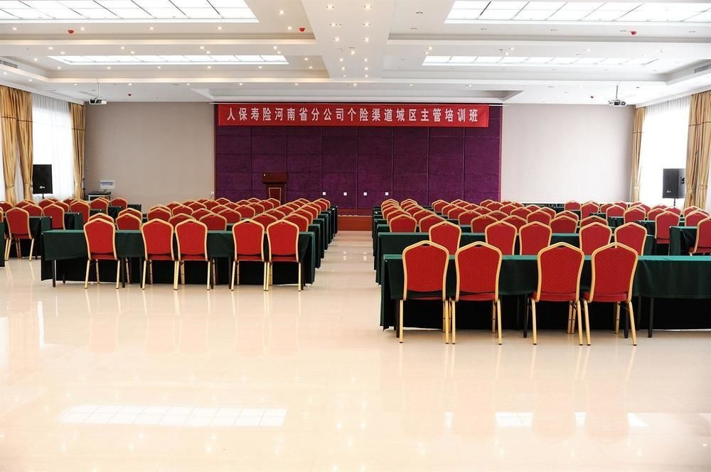 Dengfeng Huatian Grand Hotel מראה חיצוני תמונה